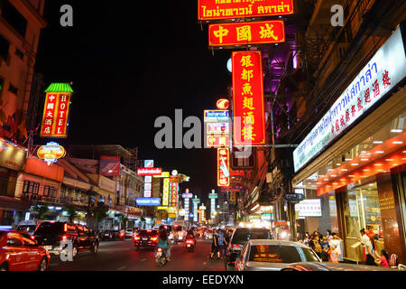 Chinatown bangkok, Nacht, Lichter, Schilder, an der Yaowarat Road. Bangkok. Thailand. südostasiens. Stockfoto