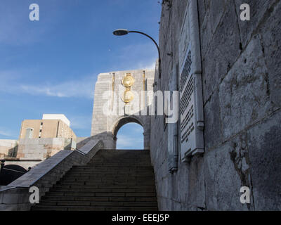 Gibraltar-amerikanischer Krieg-Denkmal am Line Wall Road. Stockfoto