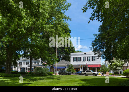 Main Street aus dem Park, Essex, Connecticut, USA Stockfoto