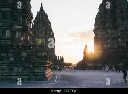 Candi Prambanan oder Candi Rara Jonggrang ist ein 9. Jahrhundert Hindu Tempel Verbindung in Zentraljava, Indonesien. Stockfoto