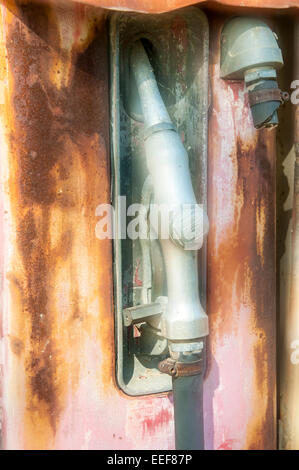 Nahaufnahme der alten Gas-Pumpe-rostige Grunge-look Stockfoto