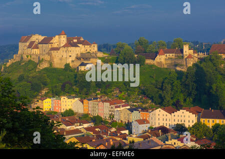 Burghausen, Burg, Salzach Fluss, Altotting Bezirk, Upper Bavaria, Bavaria, Germany Stockfoto