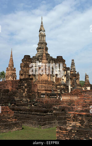 Sukhothai, Thailand, Ruinen der Tempel von Wat Mahathat in Sukhothai Historical Park Stockfoto