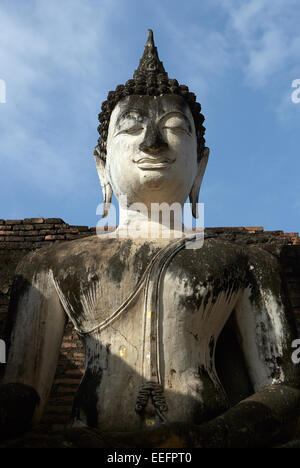 Sukhothai, Thailand, Ruinen der Tempel von Wat Mahathat in Sukhothai Historical Park Stockfoto