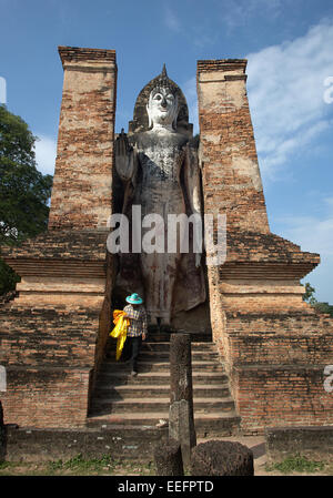 Sukhothai, Thailand, Ruinen der Tempel von Wat Mahathat in Sukhothai Historical Park Stockfoto