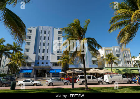 Art-Deco-Hotels am Ocean Drive, South Beach, Miami, Florida, USA Stockfoto