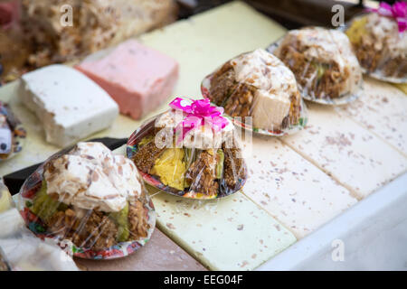 Kuchen auf dem Markt in Fes, Marokko Stockfoto