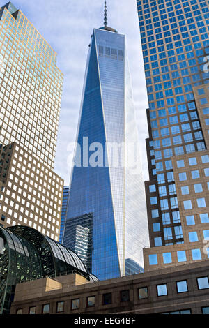 NEW YORK - 01 Dezember: Freedom Tower in Lower Manhattan am 1. Dezember 2013. One World Trade Center ist das höchste Gebäude Stockfoto