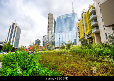 Mailand, Italien - Oktober 15,2014: Blick auf die neuen Gebäude in der quadratischen Gae Aulenti und Corso Como in Porta Nuova Bereich. Stockfoto