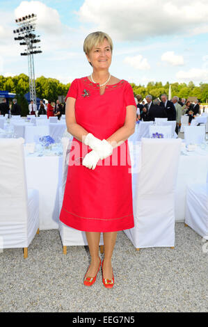 Empfang des Bayerischen Landtags im Garten von Schloss Schleißheim.  Mitwirkende: Fürstin Gloria von Thurn Und Taxis wo: München, Deutschland: 15. Juli 2014 Stockfoto