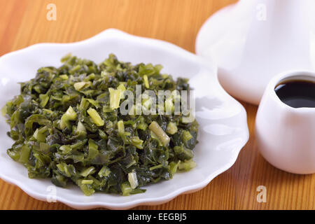 Vorspeise von marinierte Bärlauch (Allium Ursinum) Stockfoto