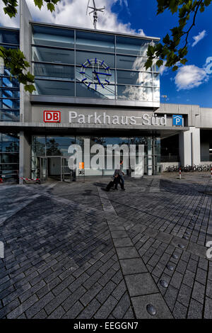 Berlin, Deutschland, Windkraftanlage bei Berlin S? Dkreuz Stockfoto