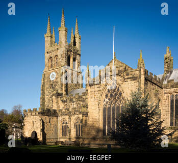 UK, Derbyshire, Tideswell, Pfarrkirche St. Johannes der Täufer, "Die Kathedrale des Peak District" Stockfoto