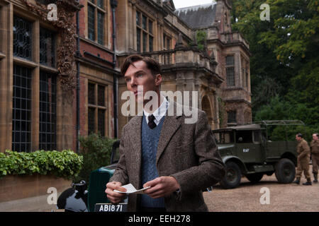 Das Spiel ist ein 2014 historischen Thriller Film über britischer Mathematiker, Logiker, Kryptoanalytiker und wegweisende Informatiker Alan Turing. Turing war eine Schlüsselfigur beim knacken Nazi-Deutschlands Marine Enigma-Code, der die Alliierten geholfen gewinnen den zweiten Weltkrieg, nur um später wegen seiner Homosexualität strafrechtlich verfolgt werden. Der Film Sterne Benedict Cumberbatch als Turing und ist unter der Regie von Morten Tyldum. Stockfoto