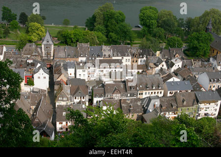 Erhöhten Blick auf die Fachwerkhäuser von Bacharach, Rhein, Deutschland Stockfoto