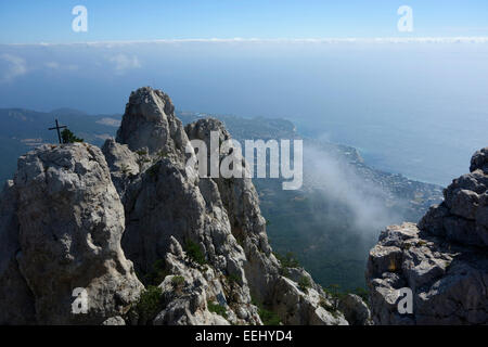 Panoramablick über die Halbinsel Krim von der Spitze des Mount Ai-Petri, Krim, Russland Stockfoto