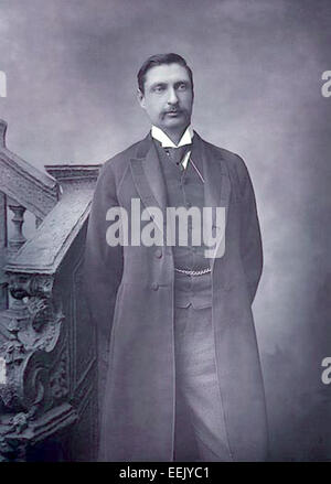 Dieses Foto von Herbert Rose Barraud zeigt den berühmten englischen Schriftsteller Henry Rider Haggard. Haggard ist bekannt für seine Abenteuerromane wie „King Salomon's Mines“ und einer der prominentesten Autoren des späten 19. Jahrhunderts. Stockfoto