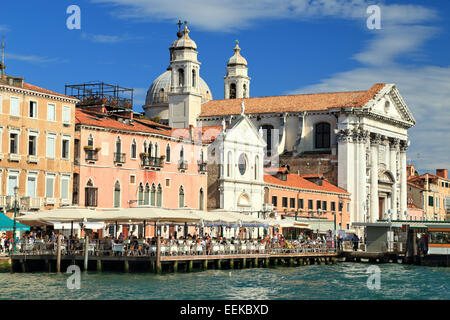 Terrazza del Casin dei Nobili Restaurant und Kirche von Santa Maria del Rosario, Chiesa dei Gesuati Stockfoto