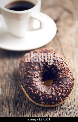 die Schokoladen Donuts und Kaffee Stockfoto