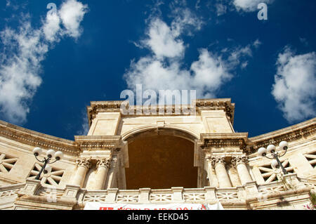 Voraussicht des Castellos historische Gebäude, Altstadt von Cagliari, Sardinien, Italien Stockfoto