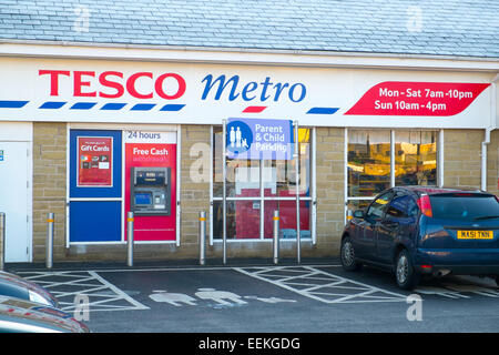 Tesco Metro laden im Dorf Ramsbottom, Lancashire, England Stockfoto