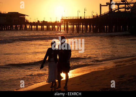 Paar am Strand. Santa Monica, Kalifornien, USA. Stockfoto