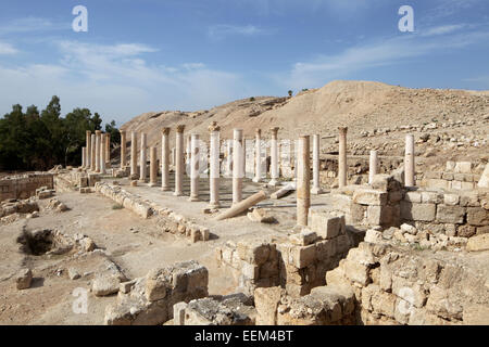 Byzantinische Basilika, antiken Ruinen von Pella, auch Tabaqat Fahl, Wadi Jirm el Moz, Jordan-Tal in der Nähe von Irbid, Jordanien Stockfoto