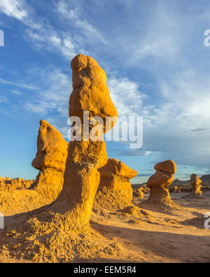 Felsformationen im Abendlicht, Goblin Valley State Park, Green River, Utah, United States Stockfoto