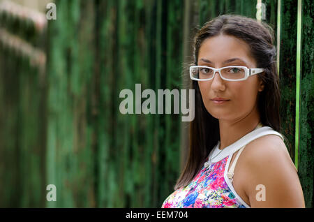 Bulgarien, Porträt von Teenager-Mädchen (14-15) Stockfoto