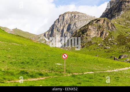 Fußgänger verboten Schild Stockfoto