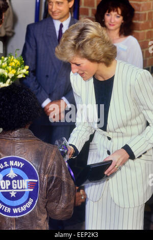 Seine königliche Hoheit, Diana, Prinzessin von Wales. Besuche der London Leuchtturm Zentrum für AIDS-Patienten London, England. 5. Oktober 1989 Stockfoto