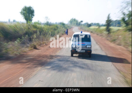 Ein Krankenwagen Janani Express Janani bedeutet "Mutter" in Hindi, Transporte schwangere Frauen zu Gesundheitszentren zu gebären. Stockfoto