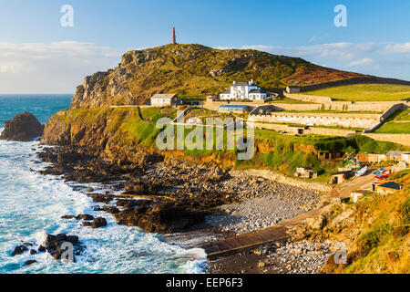 Mit Blick auf Bucht von Priestern am Cape Cornwall in der Nähe von St nur Cornwall England UK Europe Stockfoto