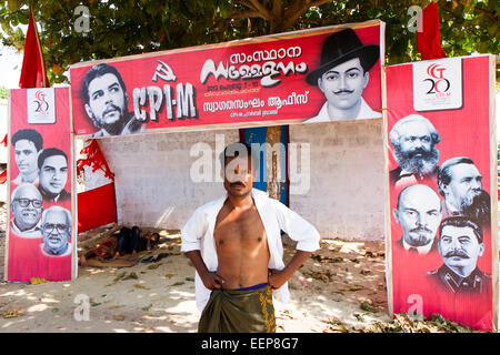 Vizhinjam, Kerala, Indien - JAN 12: Menschen und Kampagne während der kommunistischen Partei Wahlen am 12. Januar 2012 in Vizhinjam, Kerala Stockfoto