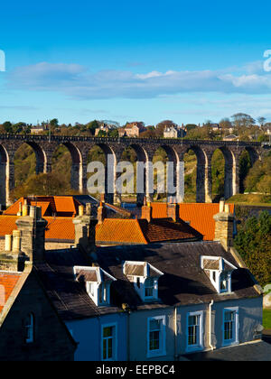 Royal Grenzbrücke bei Berwick nach Tweed Northumberland UK entworfen von Robert Stephenson und eröffnet von Königin Victoria im Jahre 1850 Stockfoto