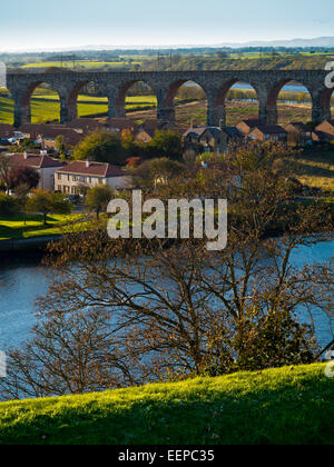 Royal Grenzbrücke bei Berwick nach Tweed Northumberland UK entworfen von Robert Stephenson und eröffnet von Königin Victoria im Jahre 1850 Stockfoto