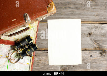 Reise-Arrangements und leere Checkliste Stockfoto