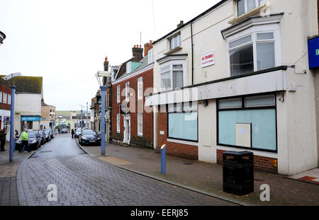 Newhaven East Sussex UK - die heruntergekommenen Einkaufsstraßen Stockfoto