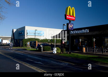 McDonald's Restaurant, Newport Road, Cardiff, Wales, UK. Stockfoto