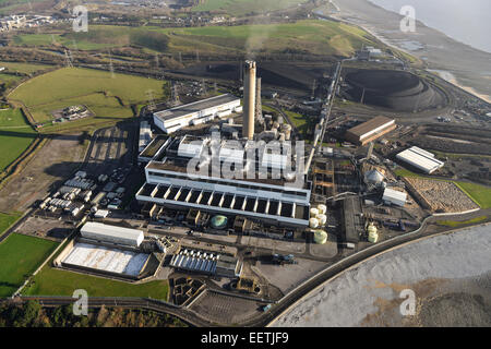 Eine Luftaufnahme des Aberthaw 'B', ein Kohle-Kraftwerk in Süd-Wales Stockfoto