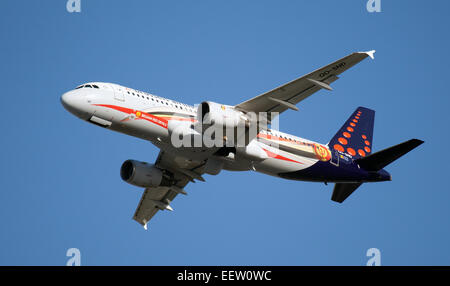 Brüssel Airlines Airbus A320-OO-SND Abfahrt Flughafen London-Heathrow LHR Stockfoto