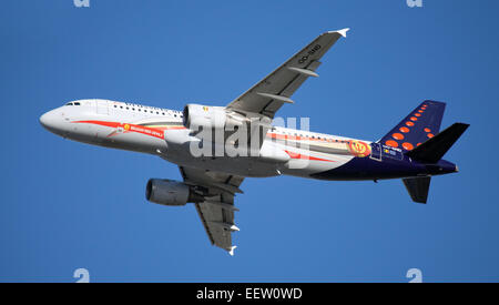 Brüssel Airlines Airbus A320-OO-SND Abfahrt Flughafen London-Heathrow LHR Stockfoto