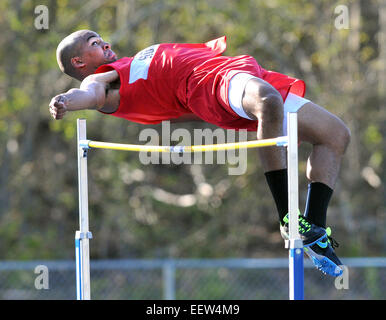 High School High Jumper in Aktion CT USA Stockfoto