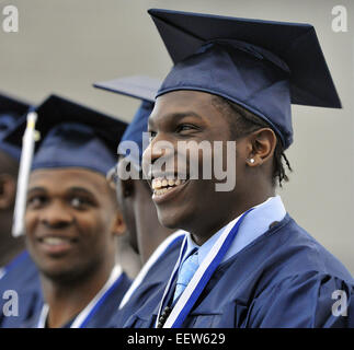 New Haven, CT USA--Hillhouse High School Abschlussfeiern an Floyd wenig Field House. Stockfoto