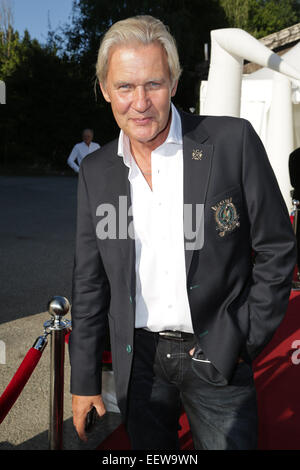 Prominente, die Teilnahme an der 27. jährliche KaiserCup Charity Golfturnier im Hartl Resort Featuring: Johnny Logan wo: München, Deutschland: 20. Juli 2014 Stockfoto