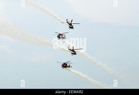 Dhruv Hubschrauber von der Indian Air Force auf der Air Show in Indien Stockfoto