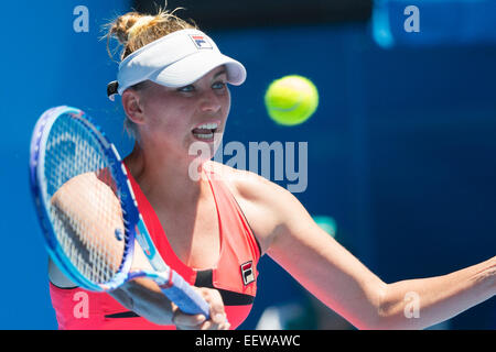 Melbourne, Australien. 22. Januar 2015. Vera Zvonareva (RUS) in Aktion in eine 2. Runde Spiel gegen Serena Williams (USA) am vierten Tag des 2015 Australian Open Grand-slam-Tennis-Turnier im Melbourne Park in Melbourne, Australien. Sydney Low/Cal-Sport-Medien. Williams gewann 7-5, 6-0 Credit: Csm/Alamy Live-Nachrichten Stockfoto