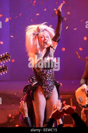 New York, NY, USA. 21. Januar 2015. Lena-Halle im Inneren für John Cameron Mitchell kehrt in HEDWIG AND THE ANGRY INCH, Belasco Theatre, New York, NY 21. Januar 2015. Bildnachweis: Derek Sturm/Everett Collection/Alamy Live-Nachrichten Stockfoto