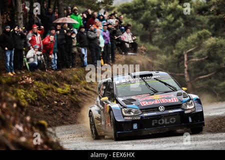 Monte Carlo, Monaco. 22. Januar 2015. WRC Rallye Monte Carlo, Stufe 1 auf einem verschneiten Kurs. Andreas Mikkelsen (noch) / Kredit-Ola Floene (NOR) - Volkswagen Polo WRC: Action Plus Sport Bilder/Alamy Live News Stockfoto