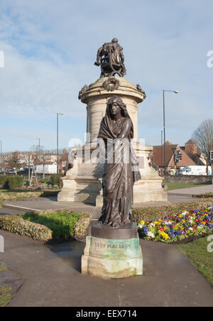 Sir Ronald Gower Denkmal für William Shakespeare, Bancroft Gärten am Fluss Avon in Stratford-upon-Avon, England, Vereinigtes Königreich Stockfoto